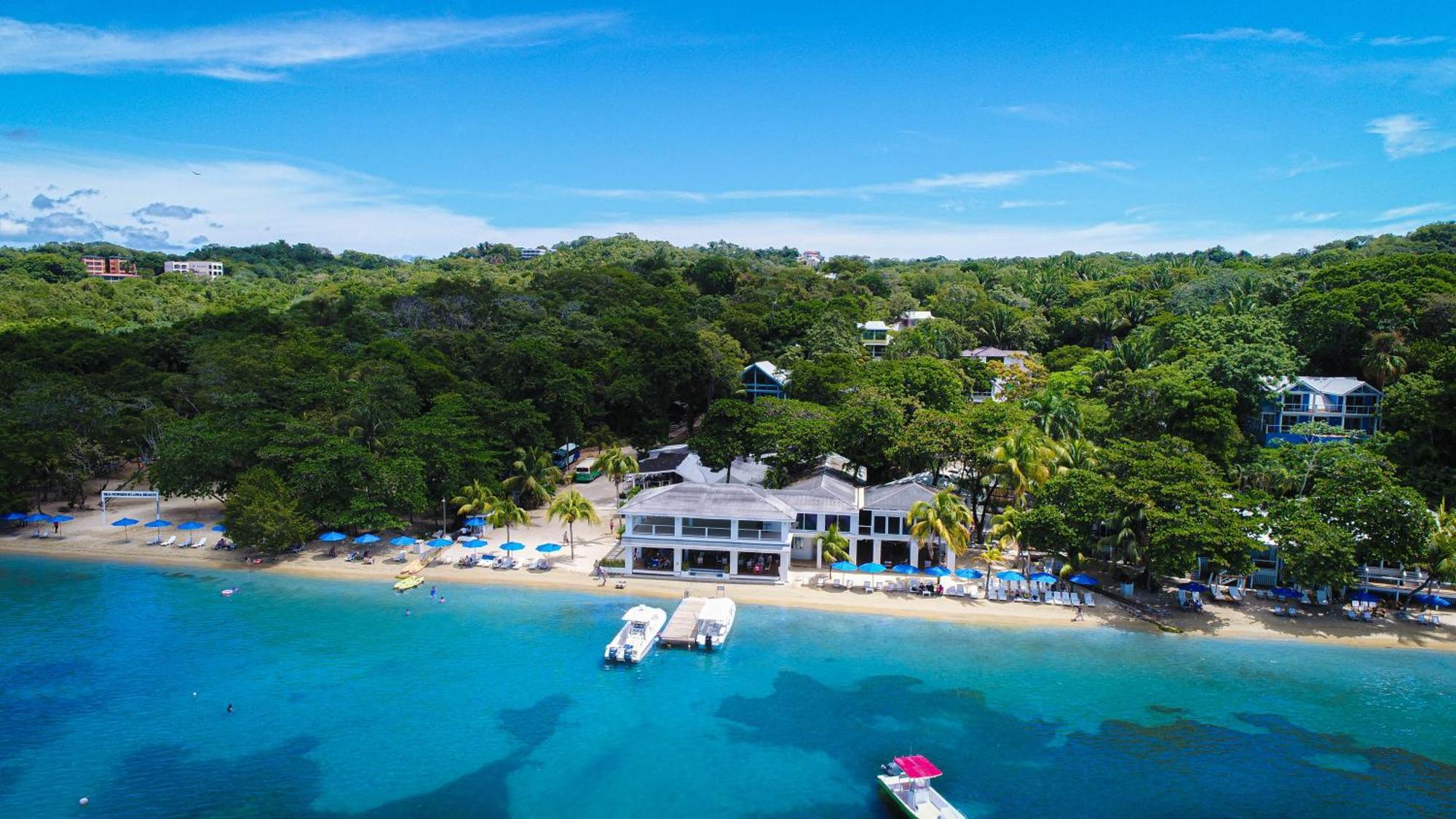 Luna Beach Luxury Boutique Beach Front Resort Jobs Bight Екстер'єр фото