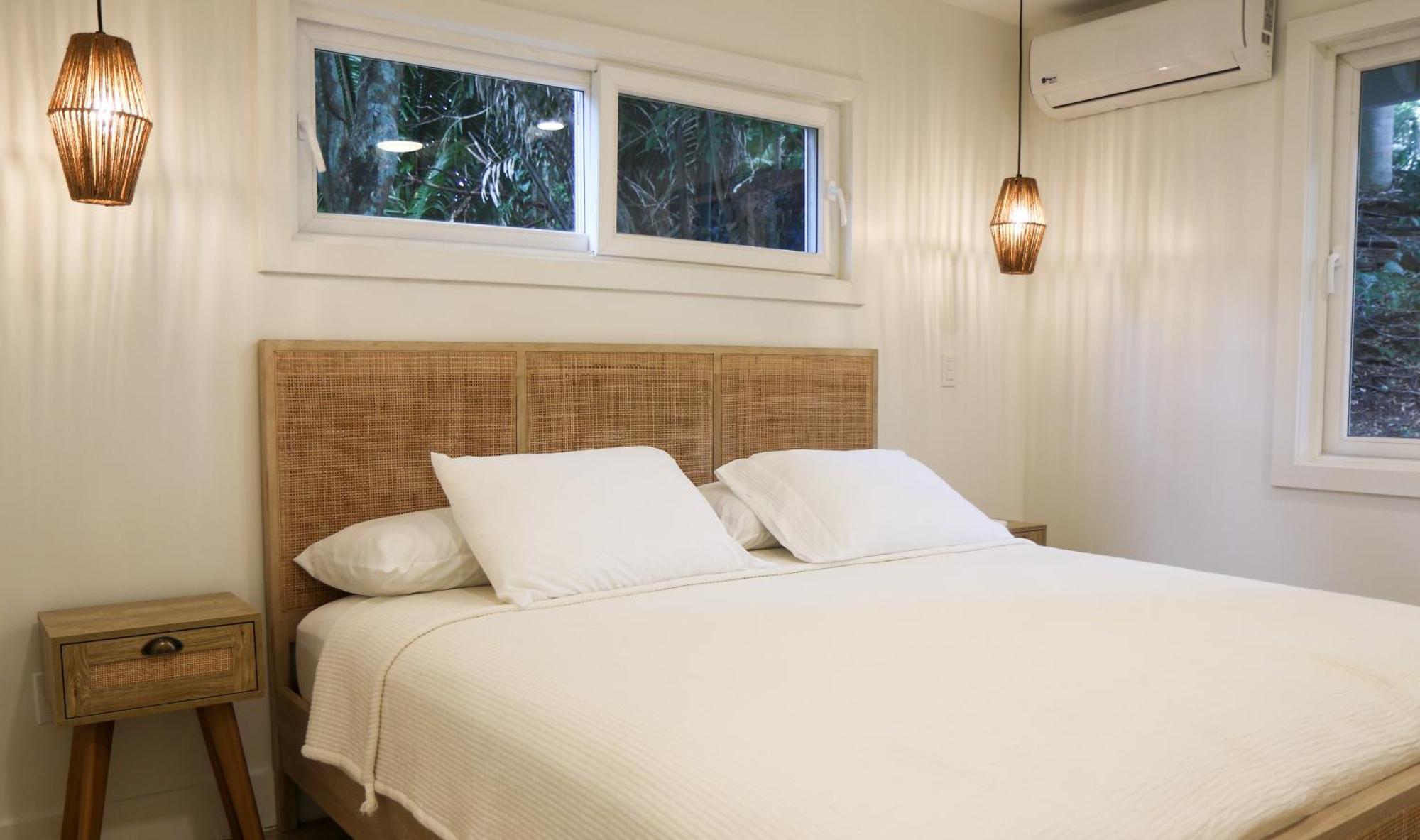 Luna Beach Luxury Boutique Beach Front Resort Jobs Bight Екстер'єр фото