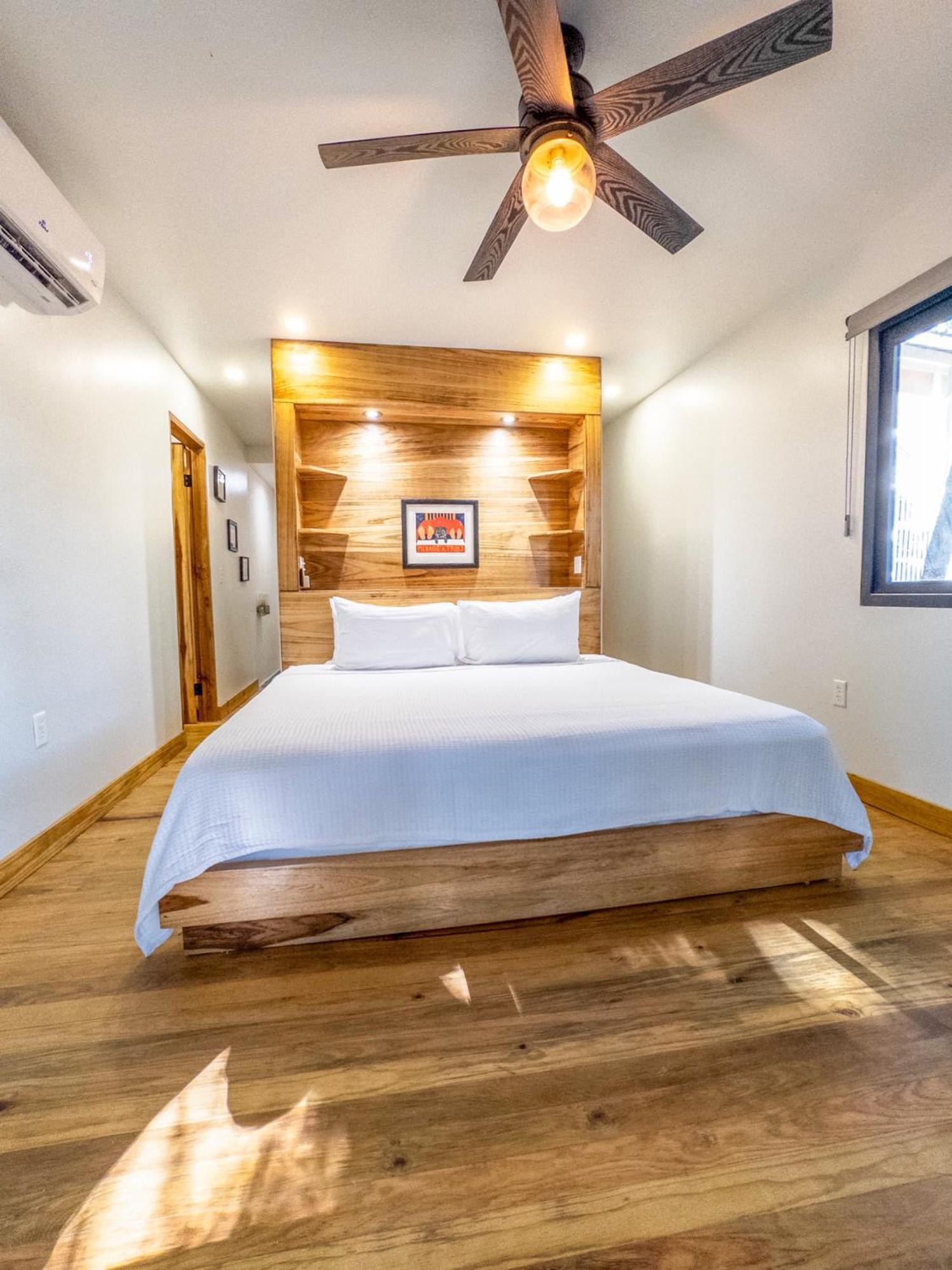 Luna Beach Luxury Boutique Beach Front Resort Jobs Bight Екстер'єр фото